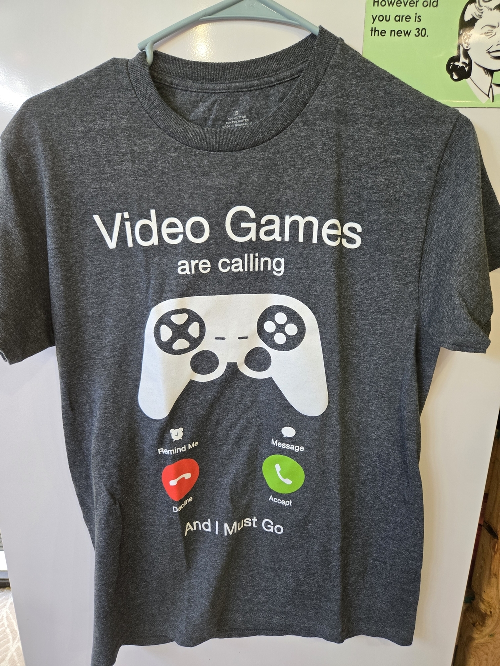 Gray Video Games Graphic T-Shirt Men Small